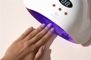 Gel Maniküre selber machen Gel Maniküre selber machen