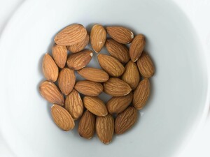 Mandeln Aveda Cherry Almond Inhaltsstoffe