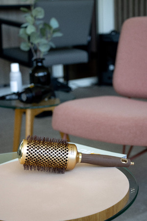 Olivia Garden Expert Blowout Shine mit gewellten Borsten Gold & Braun Olivia Garden Expert Blowout Shine mit gewellten Borsten Gold & Braun