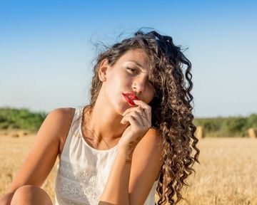 Curare i capelli ricci