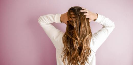 Cheveux abimés : 3 crèmes capillaires efficaces et naturelles pour les  ressusciter
